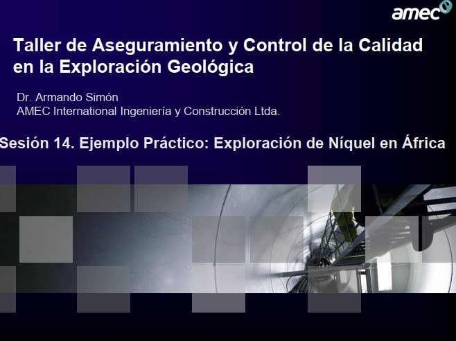 Un técnico de laboratorio realiza la preparación de una muestra de níquel para su análisis, ilustrando los meticulosos procedimientos de control de calidad implementados en cada etapa.