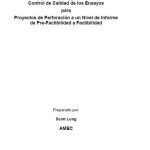 Gráfico que representa el uso de un promedio móvil en un cuadro de control para evaluar la tendencia del desempeño de un laboratorio en el análisis de un material estándar.