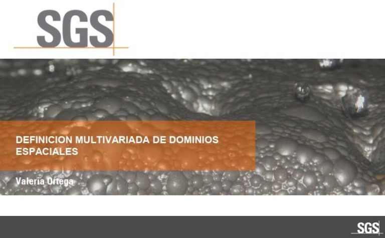 Diagrama de flujo mostrando las cinco etapas de la definición multivariada de dominios espaciales en un contexto geometalúrgico, desde la definición inicial hasta la generación de modelos espaciales.